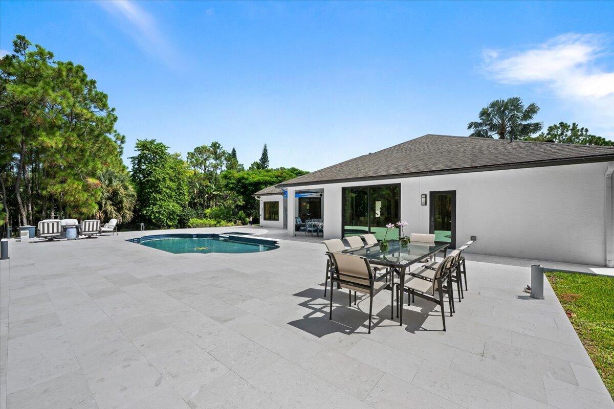6723 Audubon Trl Wellington, FL 33449