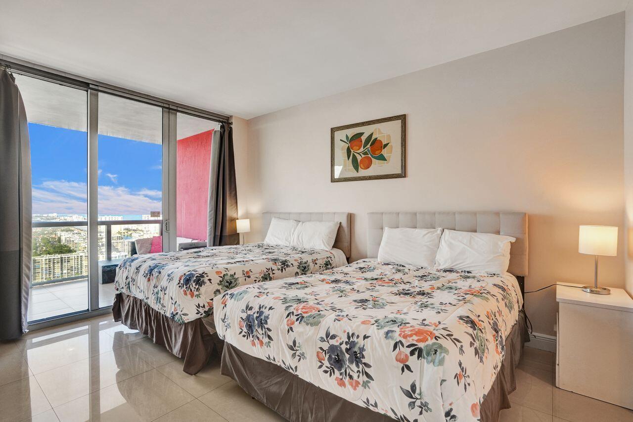 image Beachwalk Condominium14