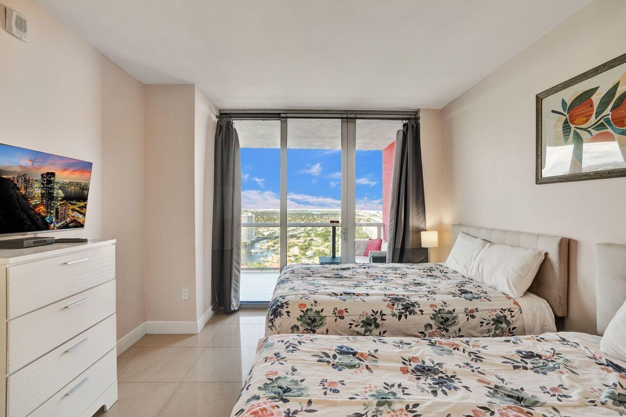 image Beachwalk Condominium15