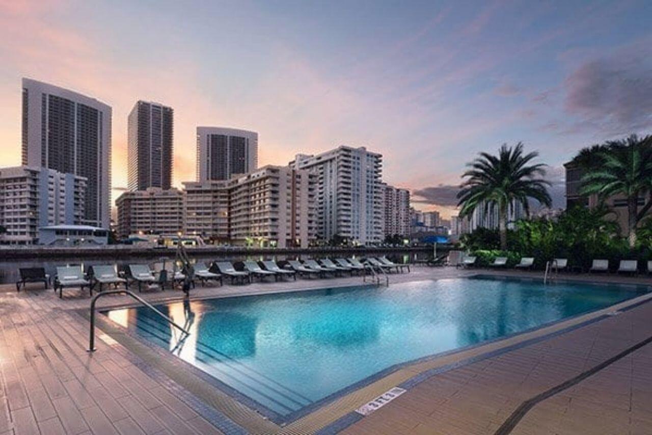 image Beachwalk Condominium19