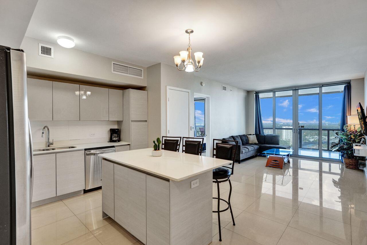 image Beachwalk Condominium6