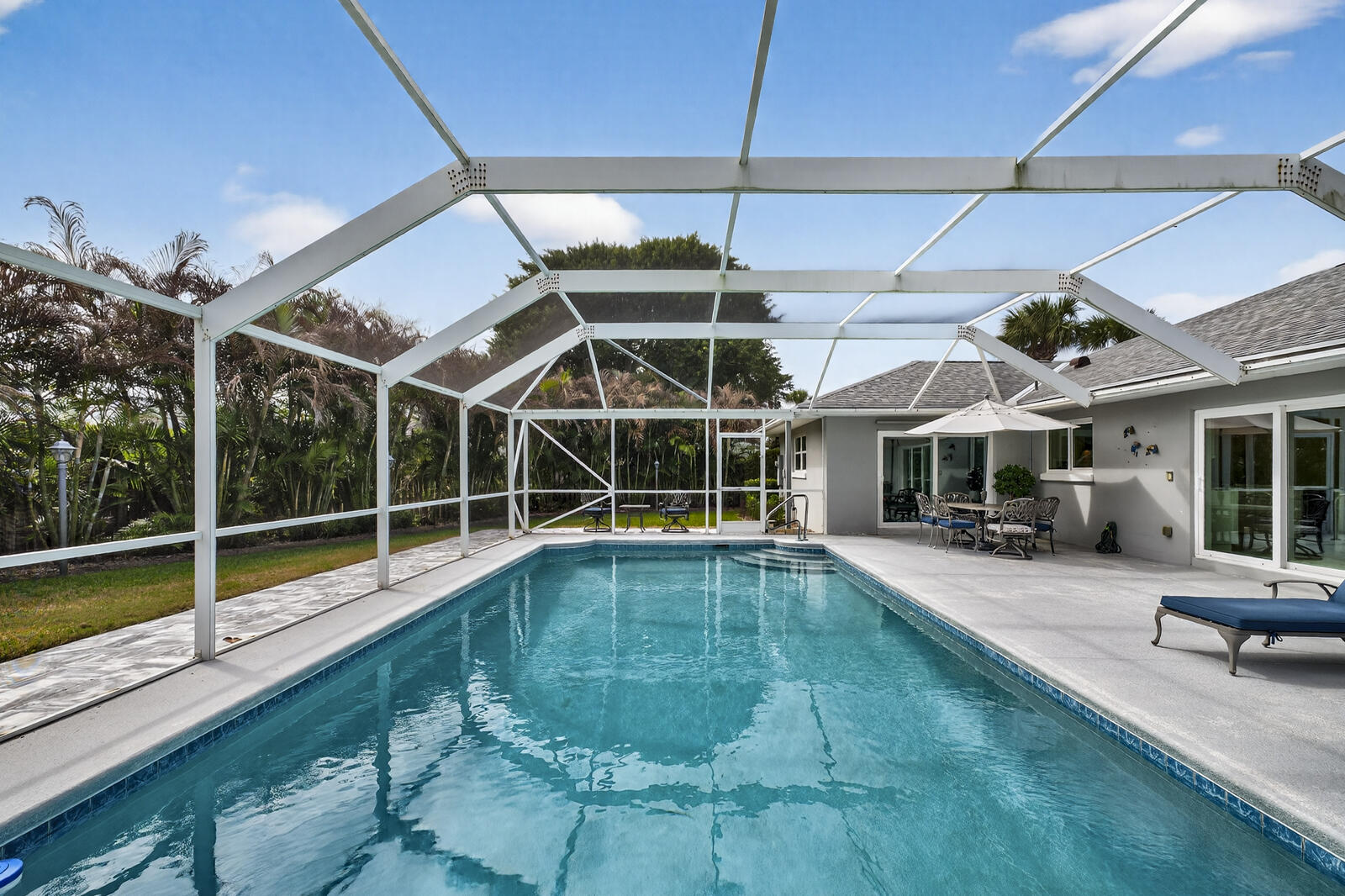 965 Beacon Ln Vero Beach, FL 32963