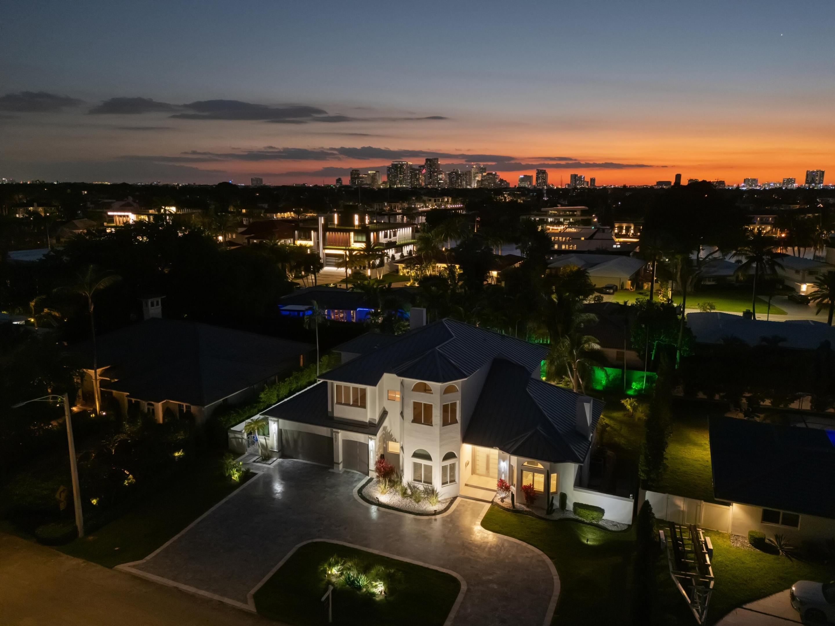607 Intracoastal Dr Fort Lauderdale, FL 33304