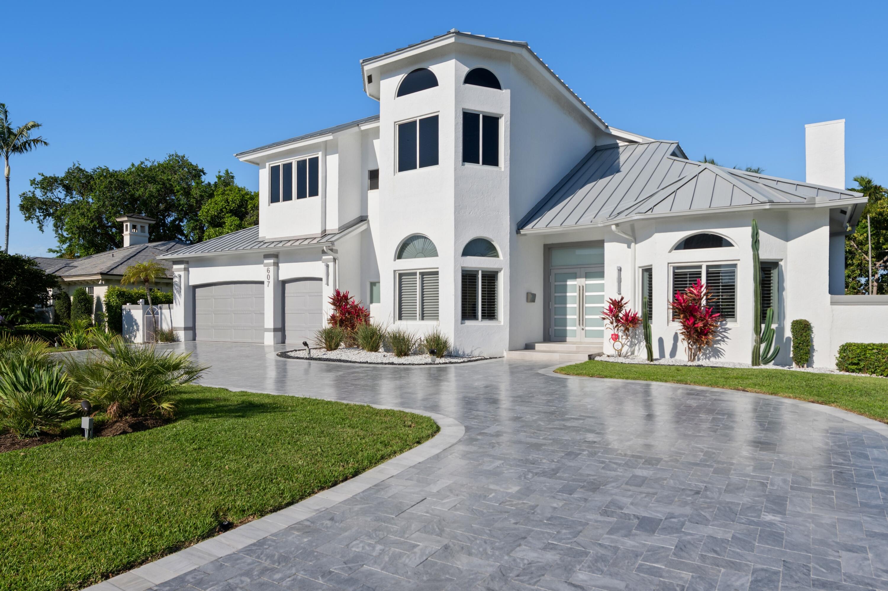 607 Intracoastal Dr Fort Lauderdale, FL 33304