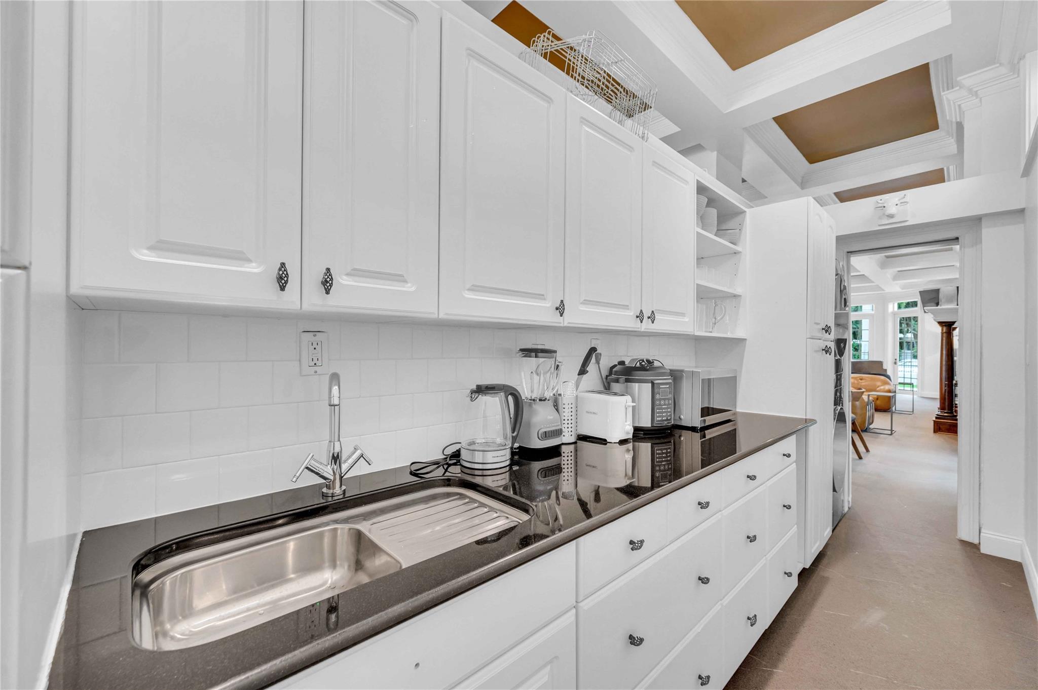 1317 Middle Riv Dr Fort Lauderdale, FL 33304