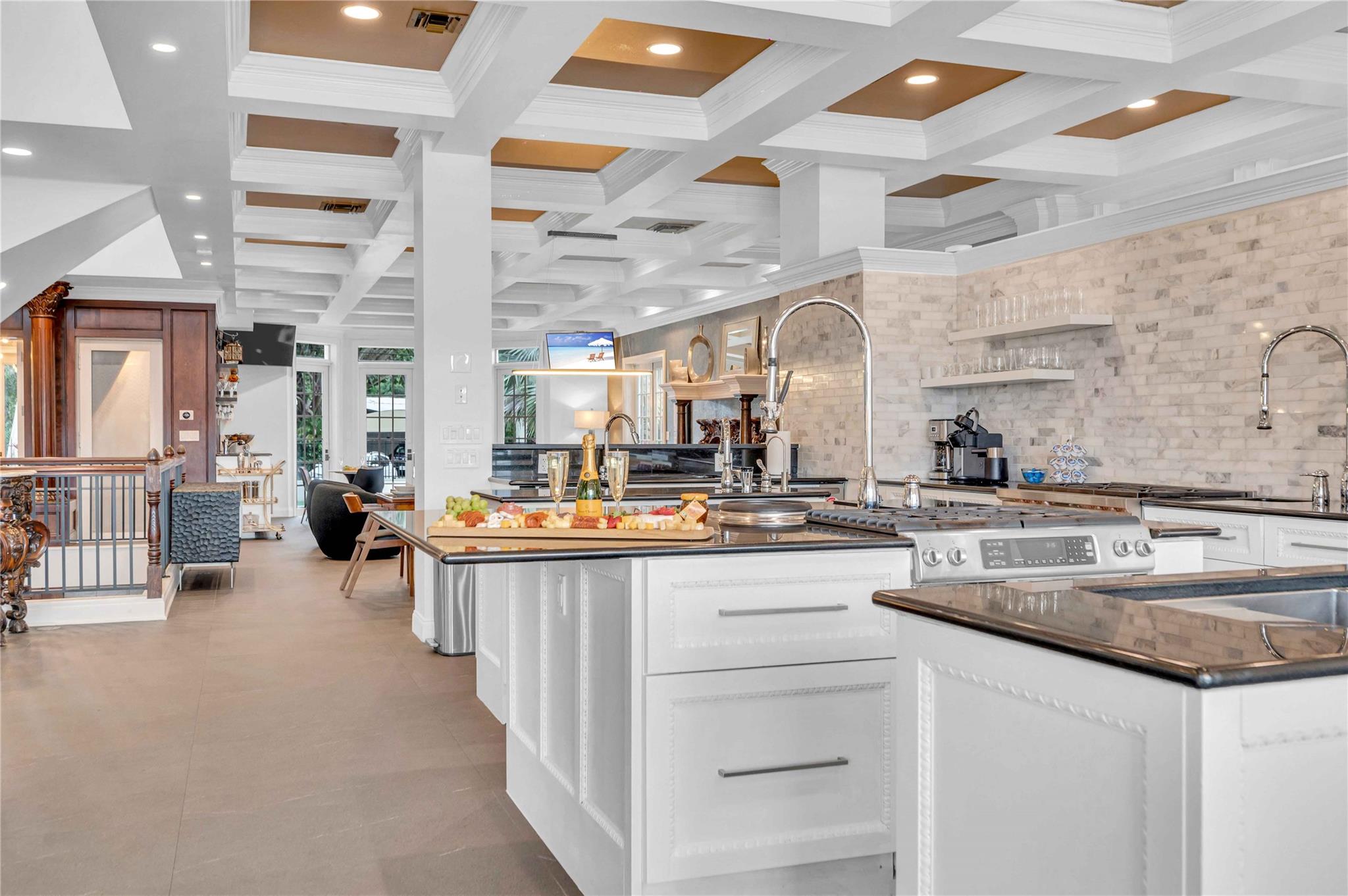 1317 Middle Riv Dr Fort Lauderdale, FL 33304