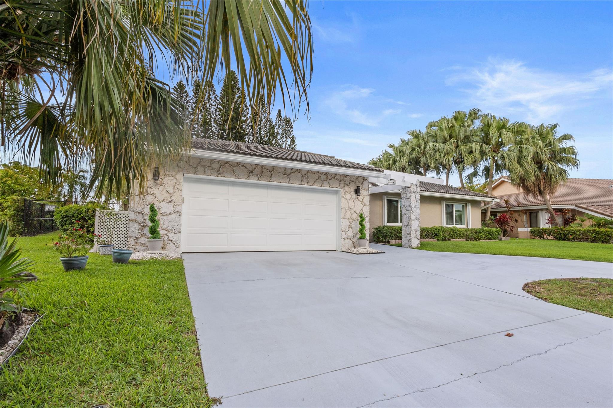 7626 NW 87th Ave,Tamarac, FL 33321