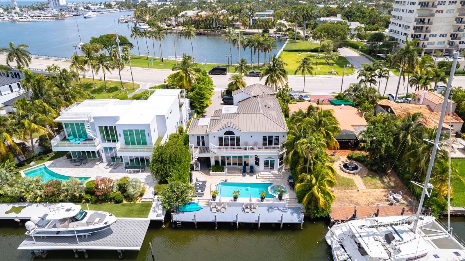 2615 E Las Olas Blvd