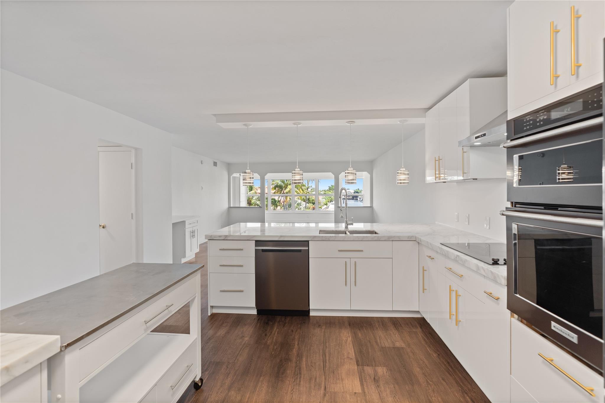 3121 NE 51st St #303E Fort Lauderdale, FL 33308