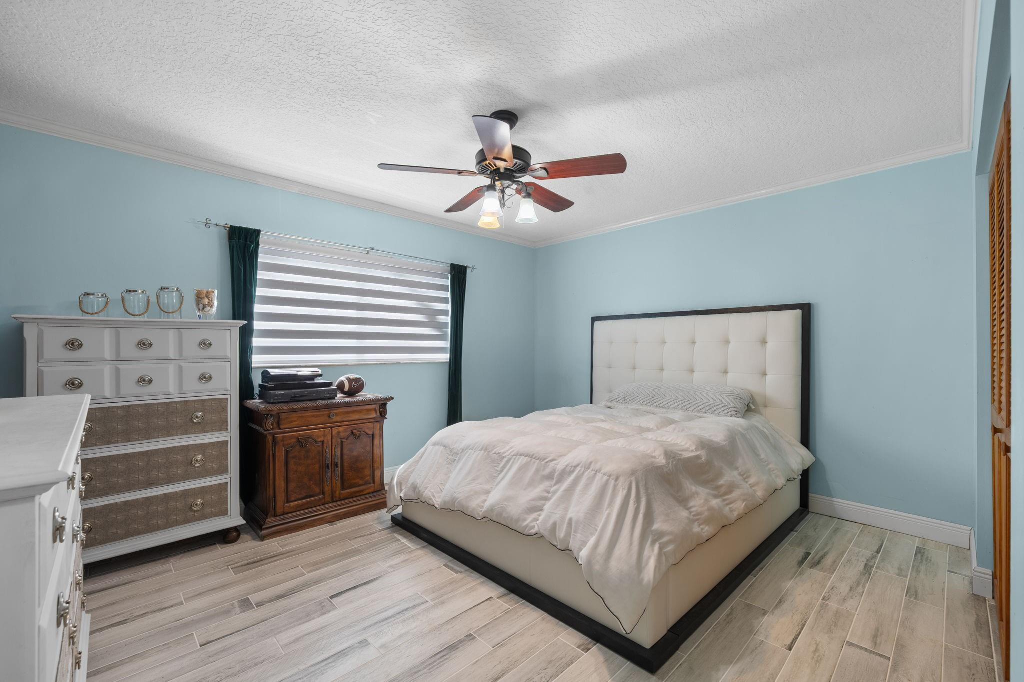 11544 SW 98th Pl Miami, FL 33176