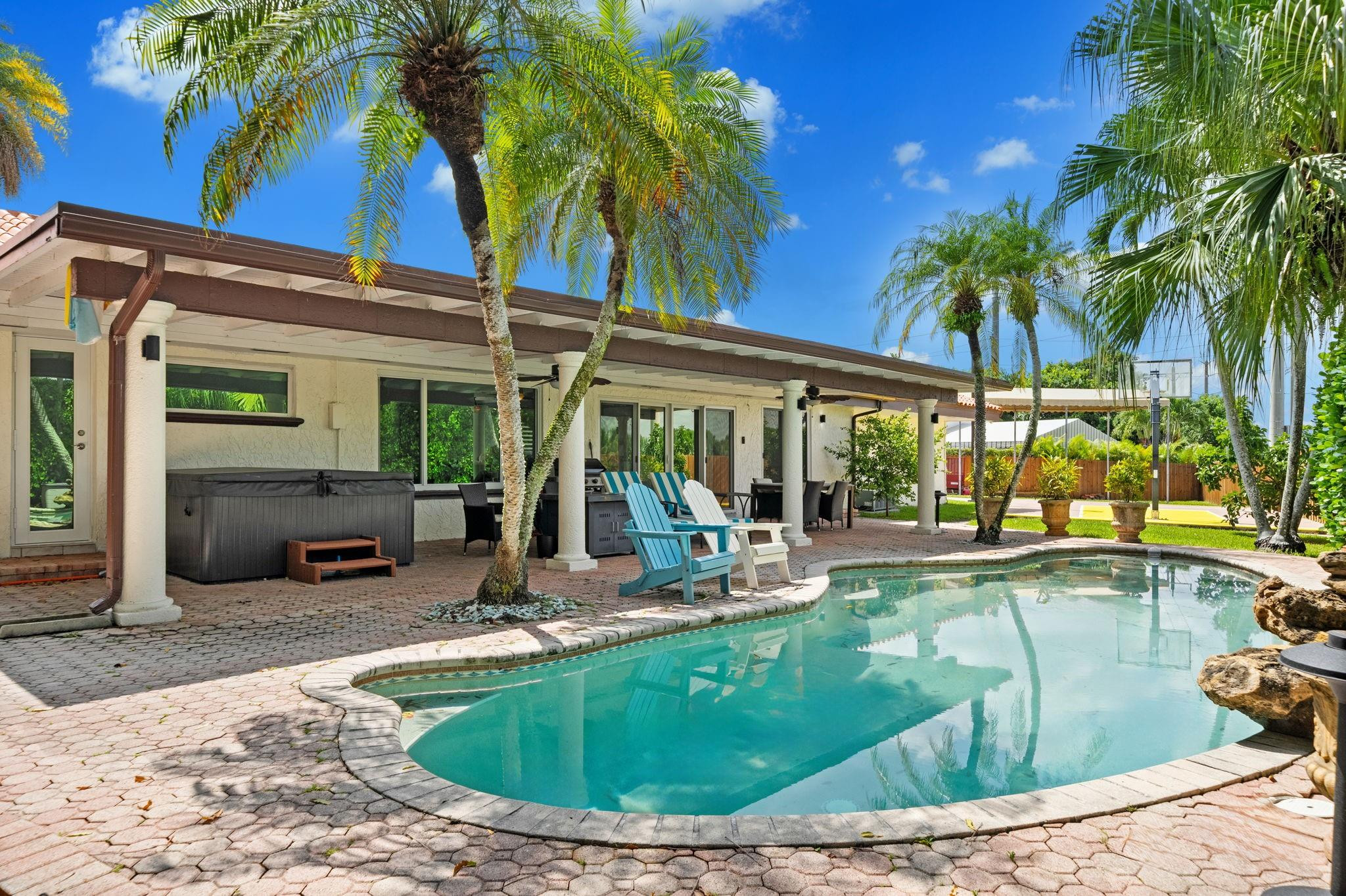 11544 SW 98th Pl Miami, FL 33176