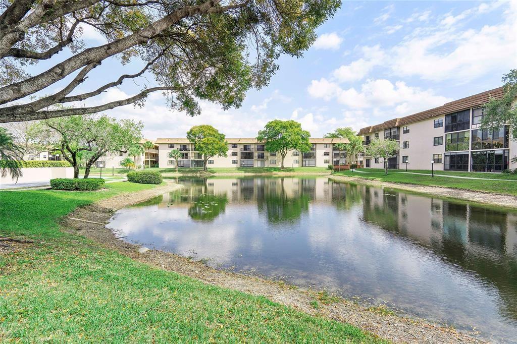 4955 E Sabal Palm Blvd #104