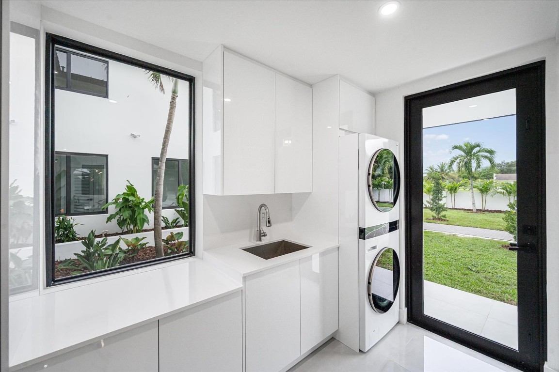 10201 SW 64th St Miami, FL 33173