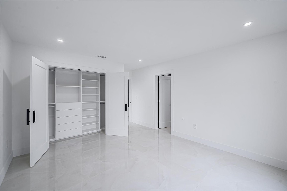 10201 SW 64th St Miami, FL 33173