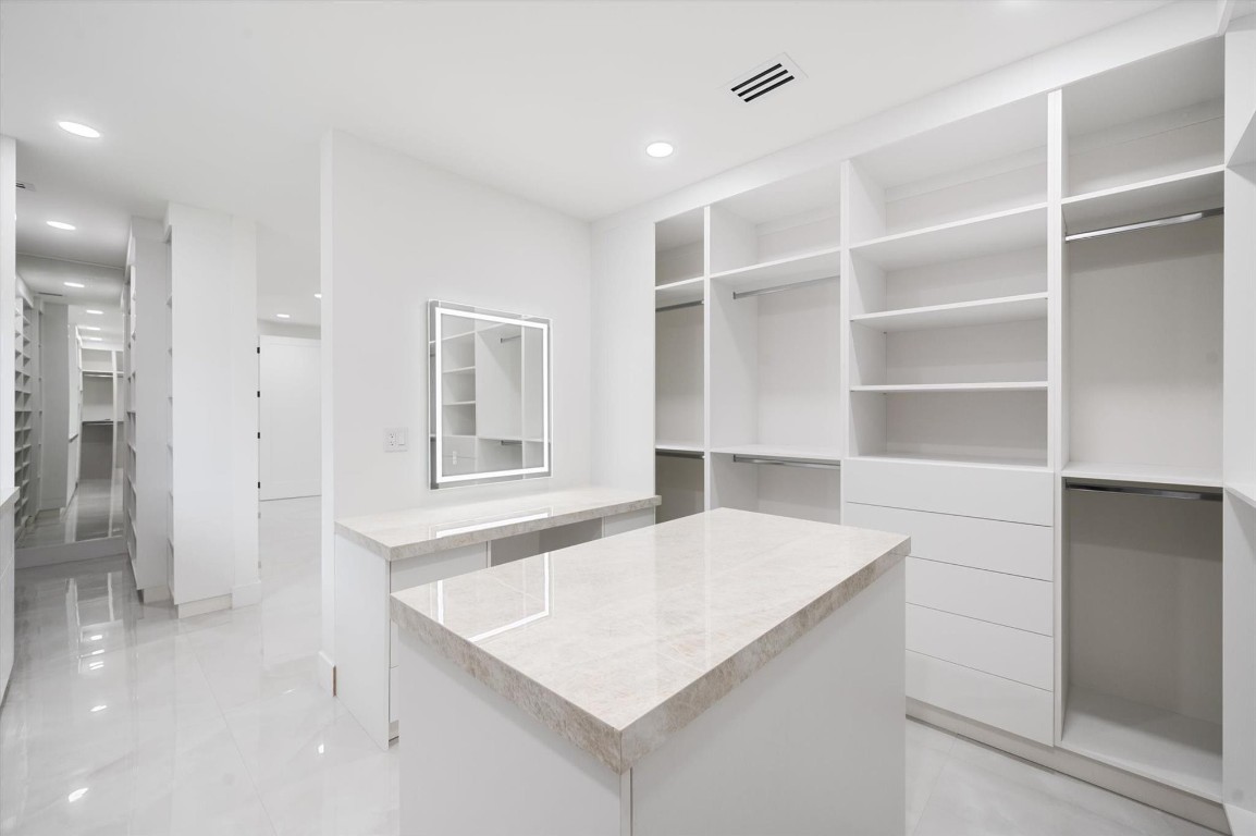 10201 SW 64th St Miami, FL 33173