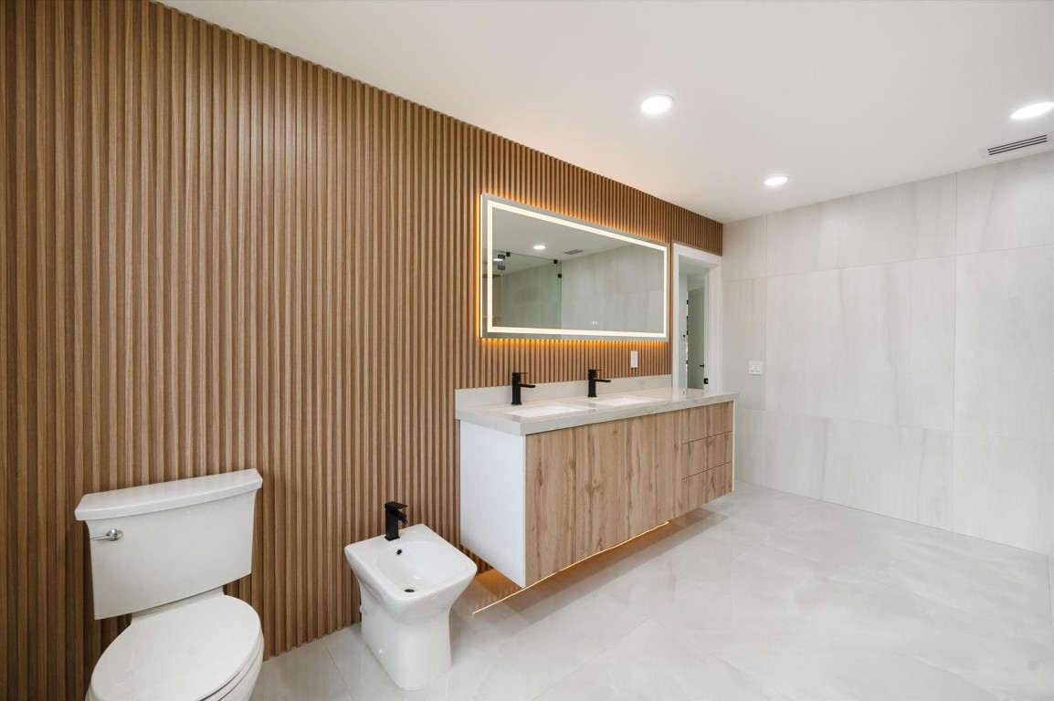 10201 SW 64th St Miami, FL 33173