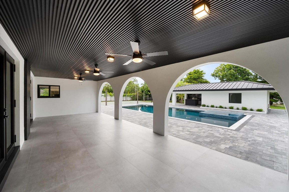 10201 SW 64th St Miami, FL 33173