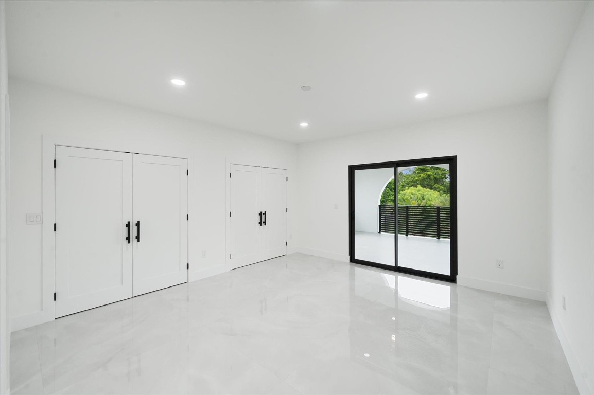 10201 SW 64th St Miami, FL 33173