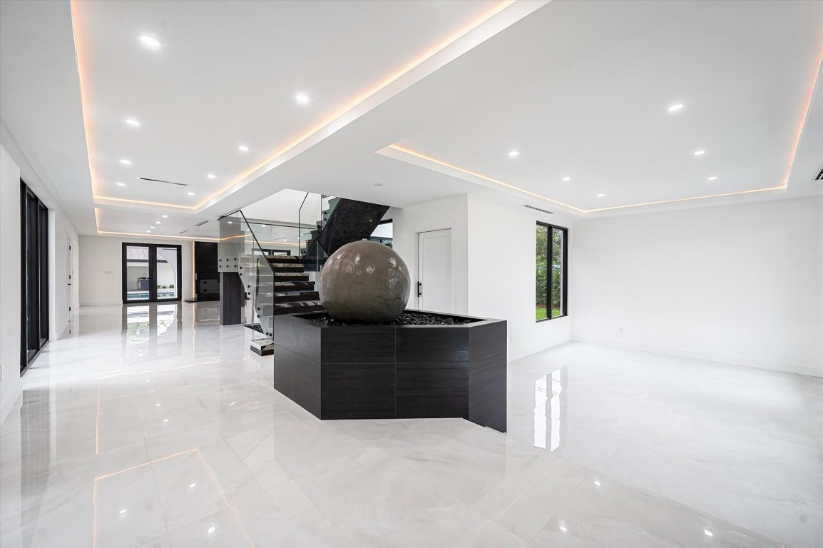 10201 SW 64th St Miami, FL 33173