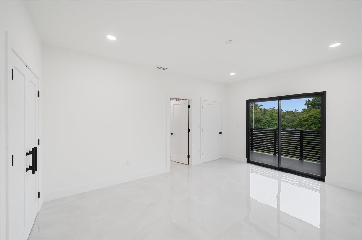 10201 SW 64th St Miami, FL 33173