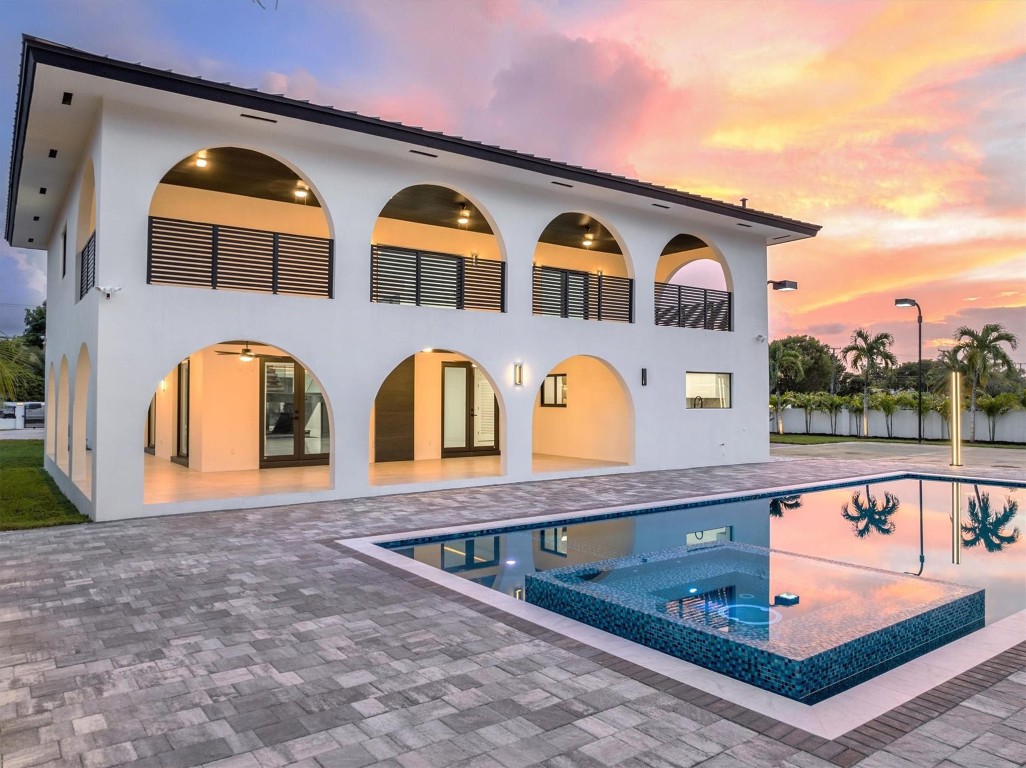 10201 SW 64th St Miami, FL 33173