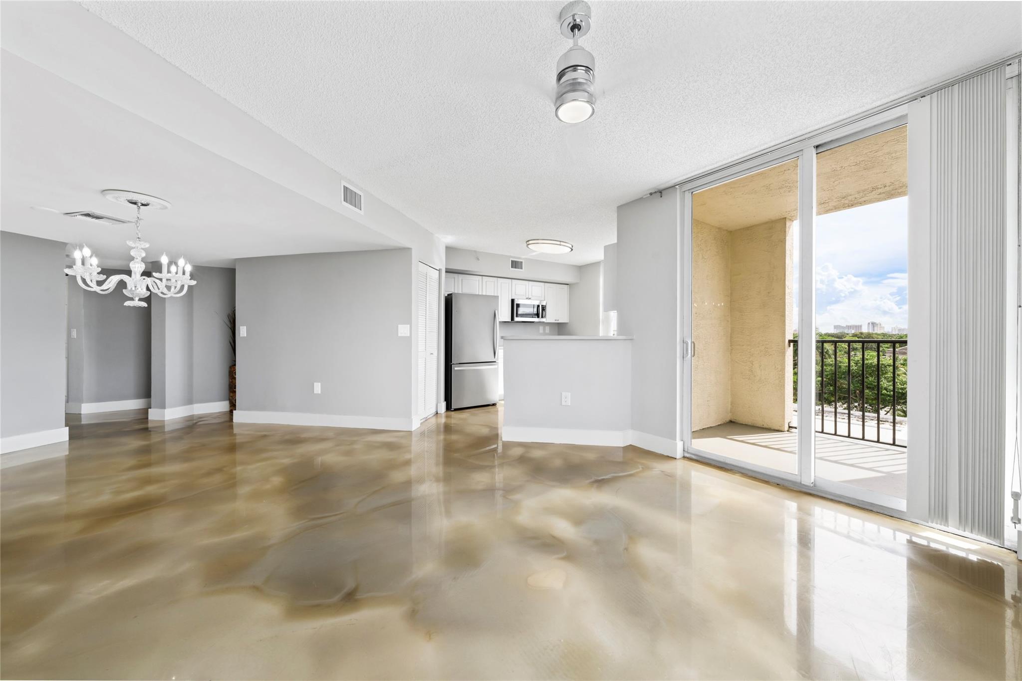 520 SE 5th Ave #1504
