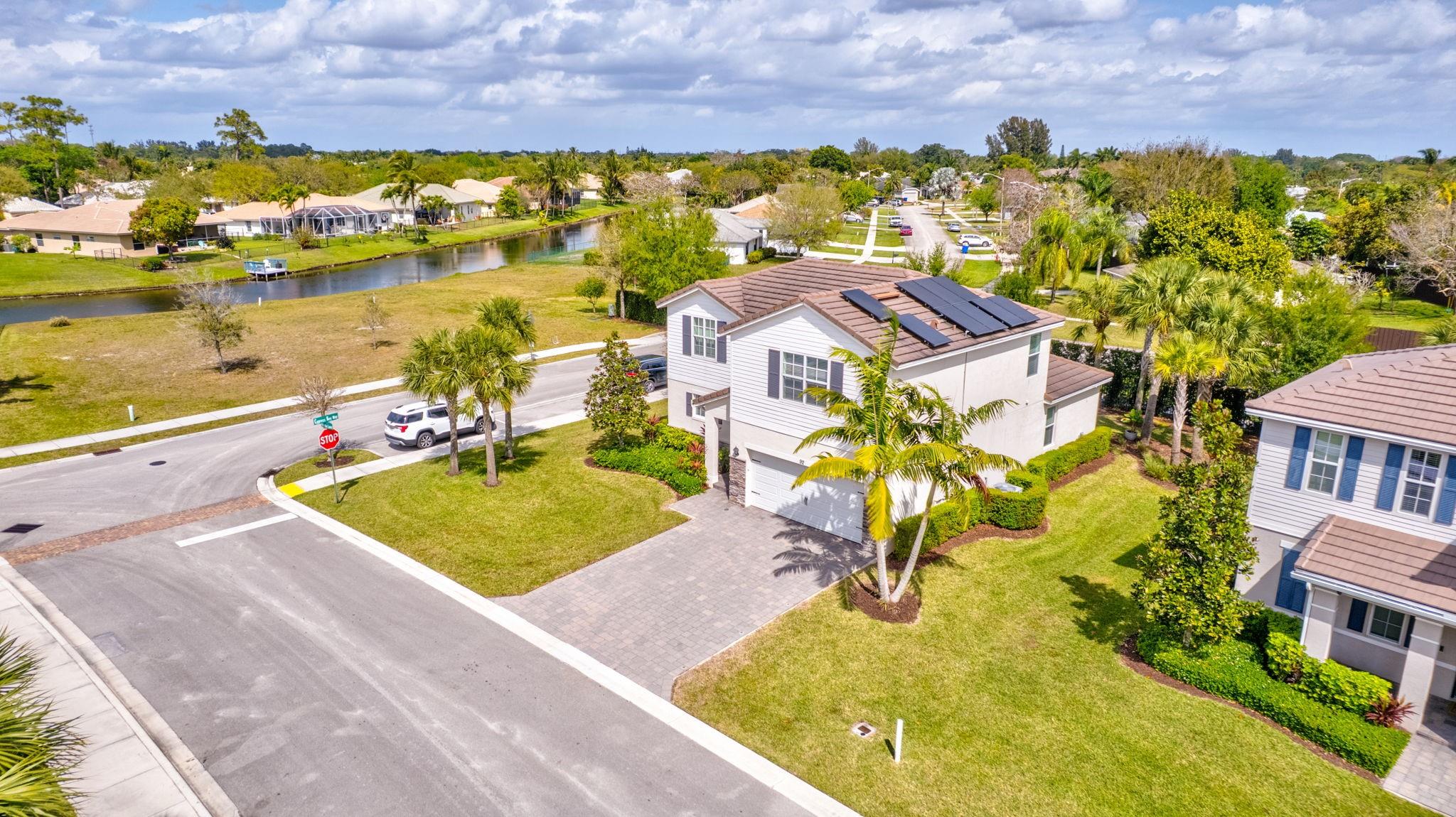 92 Palmetto Ln