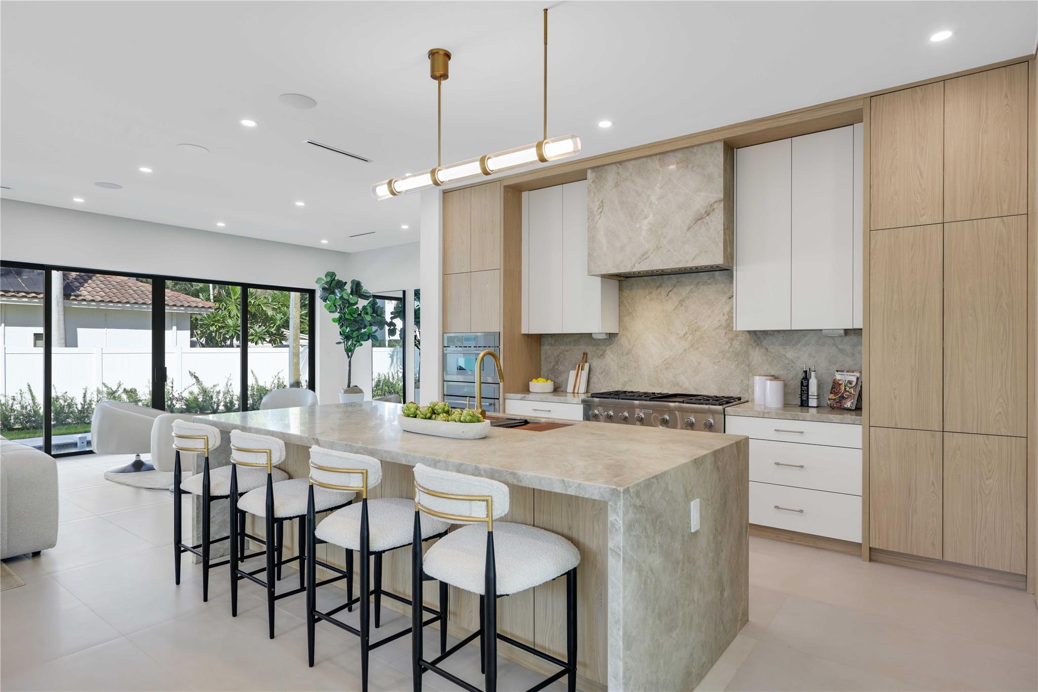 721 SE 9th St Fort Lauderdale, FL 33316