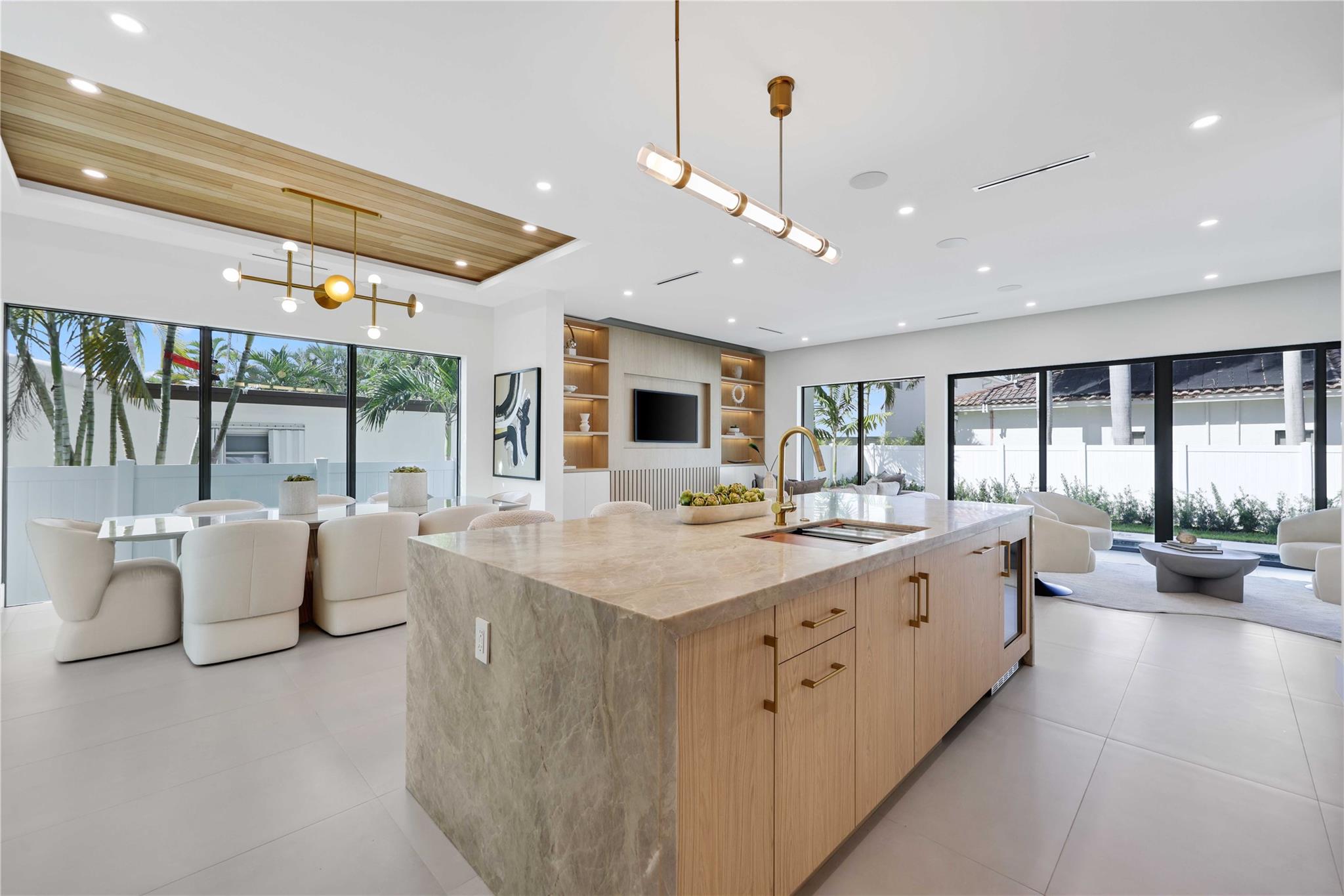 721 SE 9th St Fort Lauderdale, FL 33316