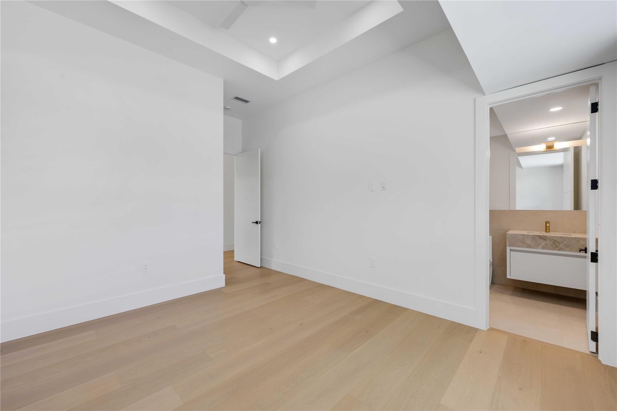 721 SE 9th St Fort Lauderdale, FL 33316