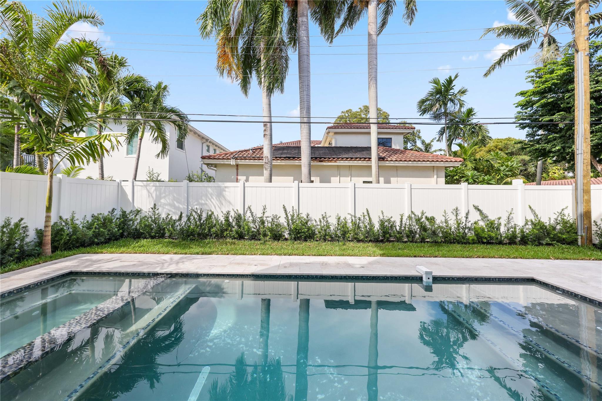 721 SE 9th St Fort Lauderdale, FL 33316