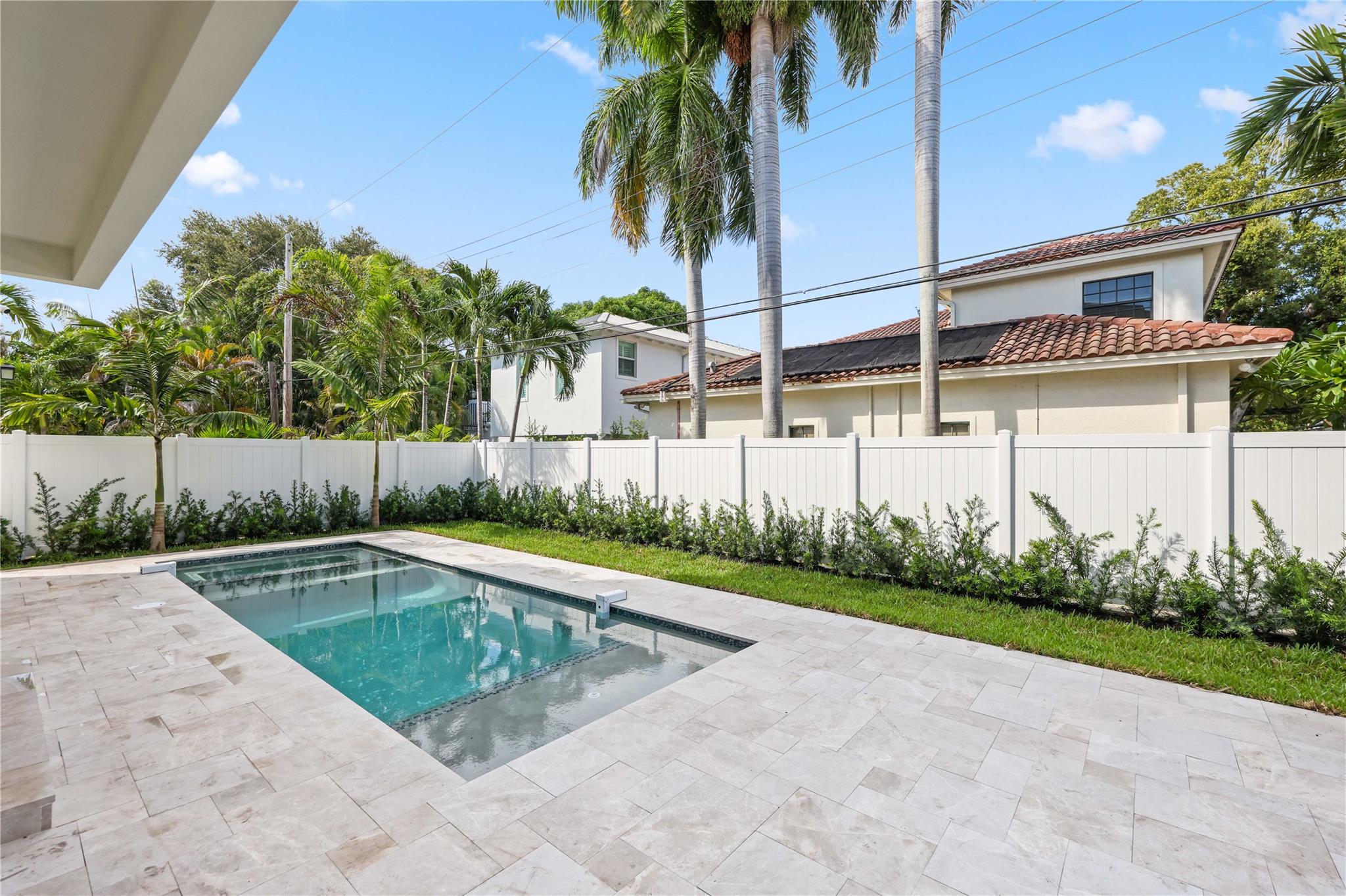 721 SE 9th St Fort Lauderdale, FL 33316