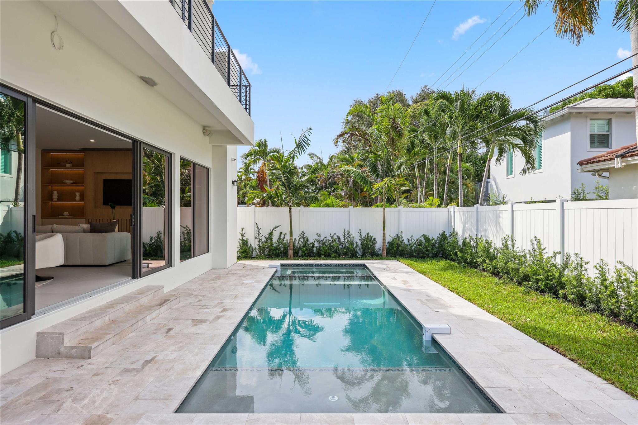 721 SE 9th St Fort Lauderdale, FL 33316