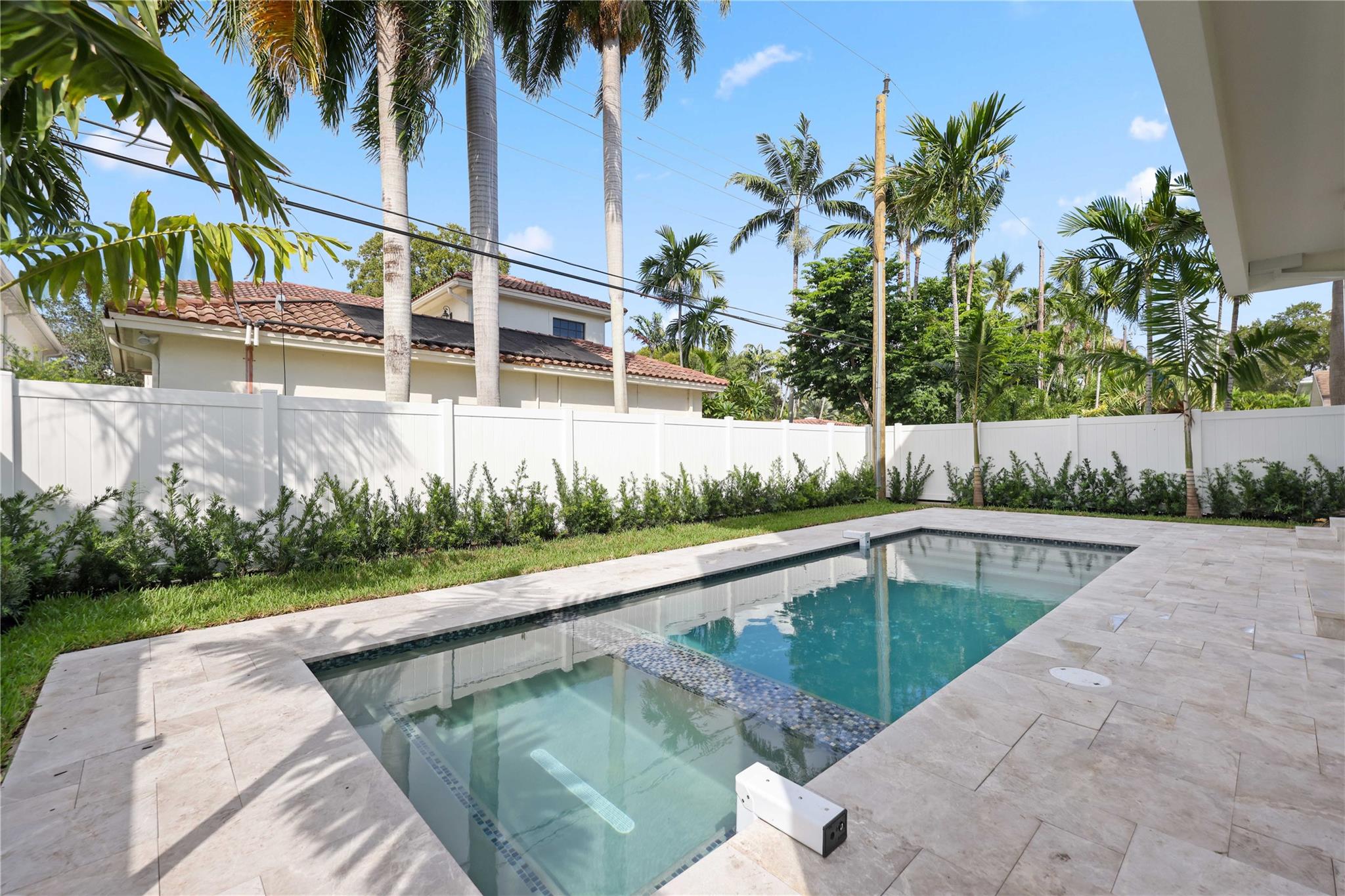 721 SE 9th St Fort Lauderdale, FL 33316