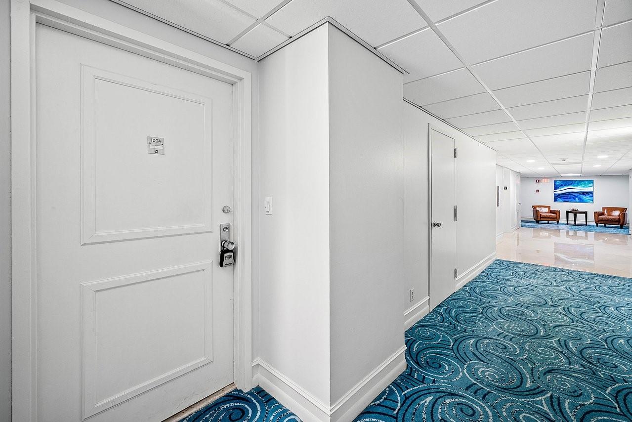 3900 Galt Ocean Dr #1004