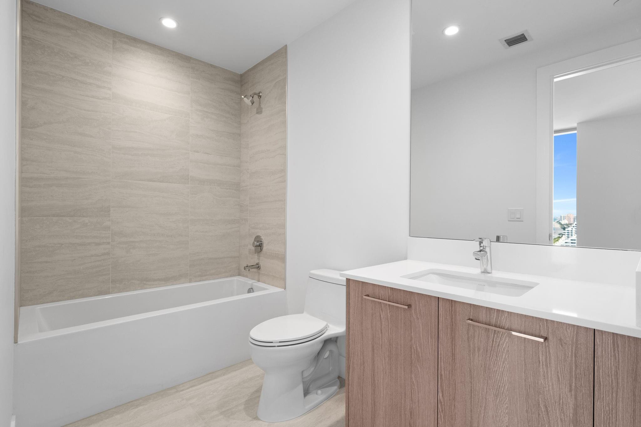 151 N Seabreeze Blvd #2503-E Fort Lauderdale, FL 33304