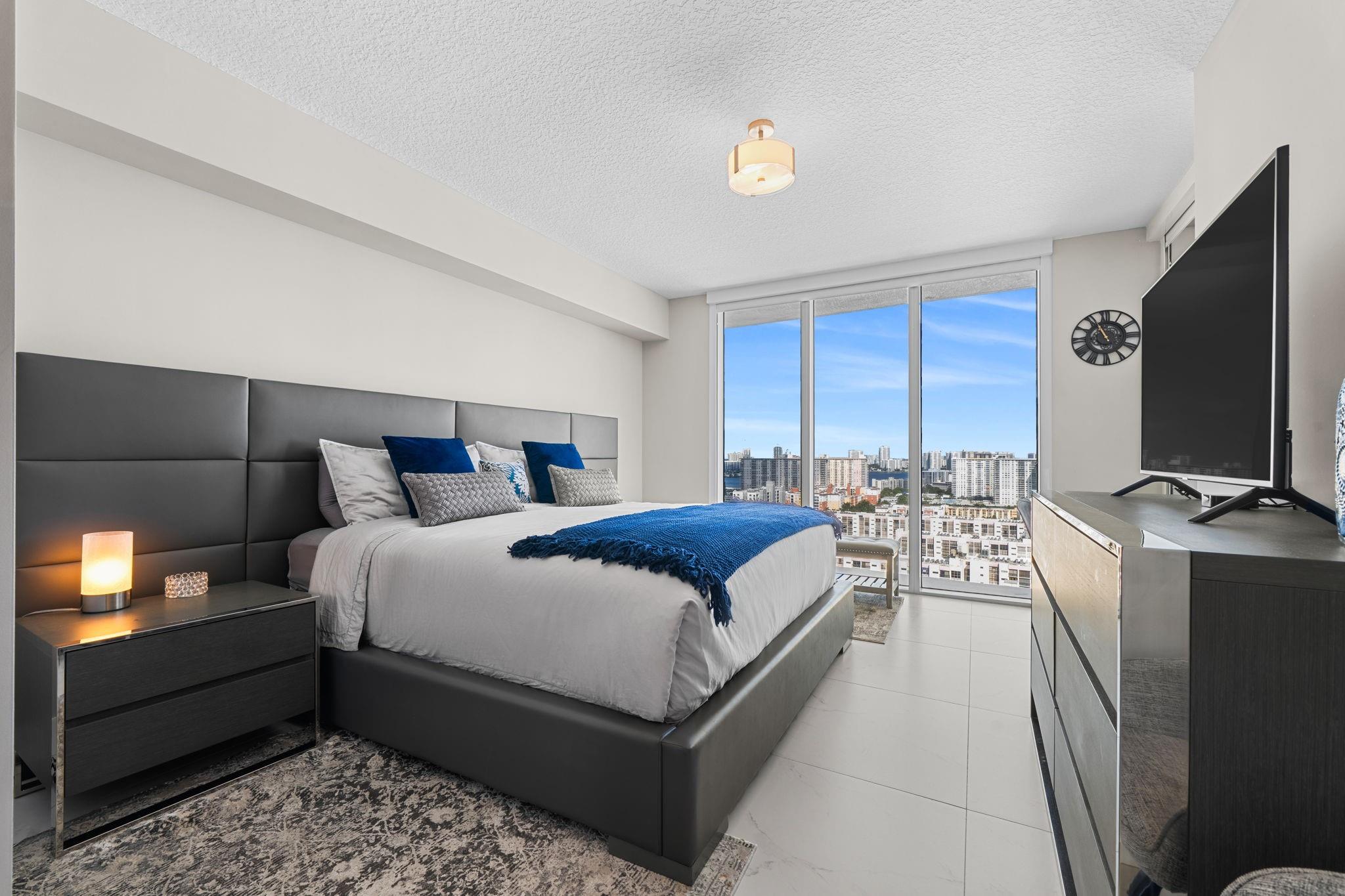 300 Sunny Isles Blvd #4-2201 Sunny Isles Beach, FL 33160