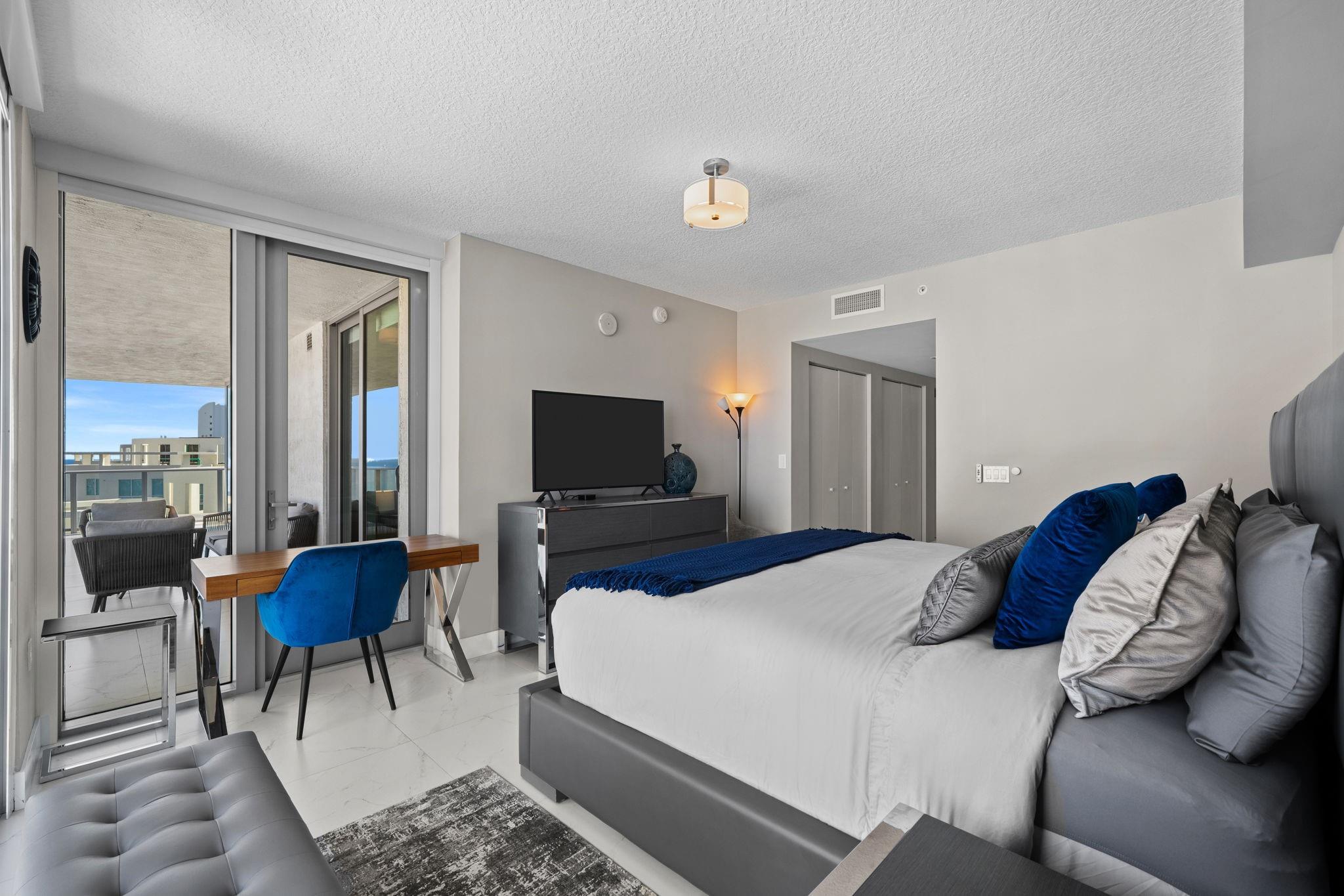 300 Sunny Isles Blvd #4-2201 Sunny Isles Beach, FL 33160