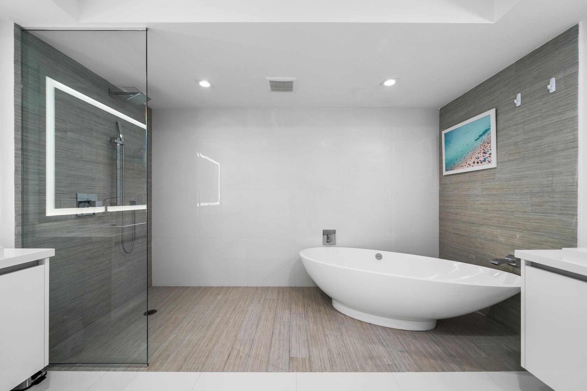 300 Sunny Isles Blvd #4-2201 Sunny Isles Beach, FL 33160