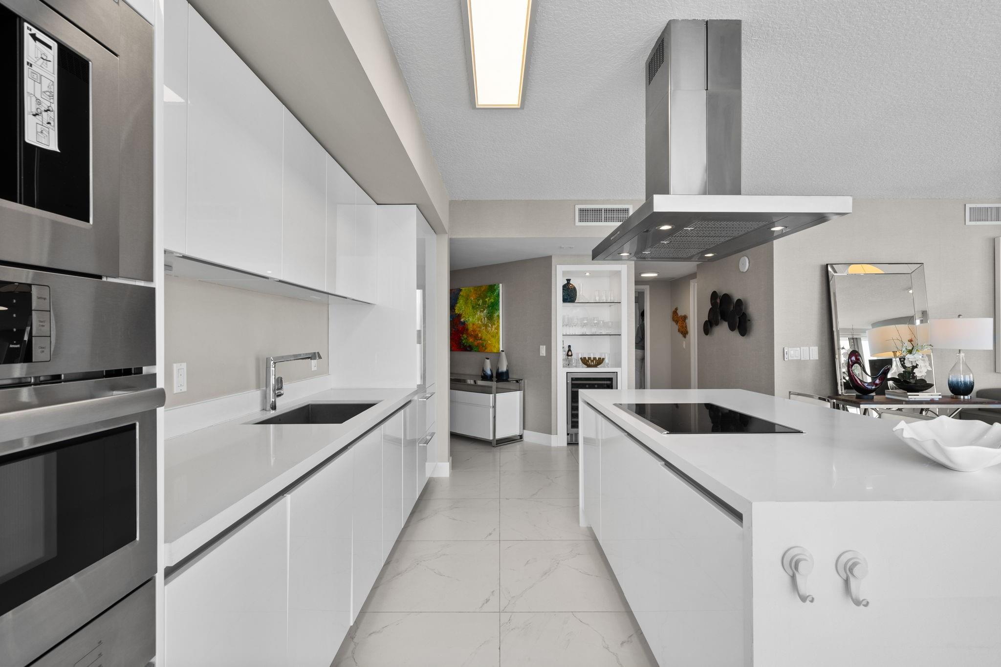 300 Sunny Isles Blvd #4-2201 Sunny Isles Beach, FL 33160