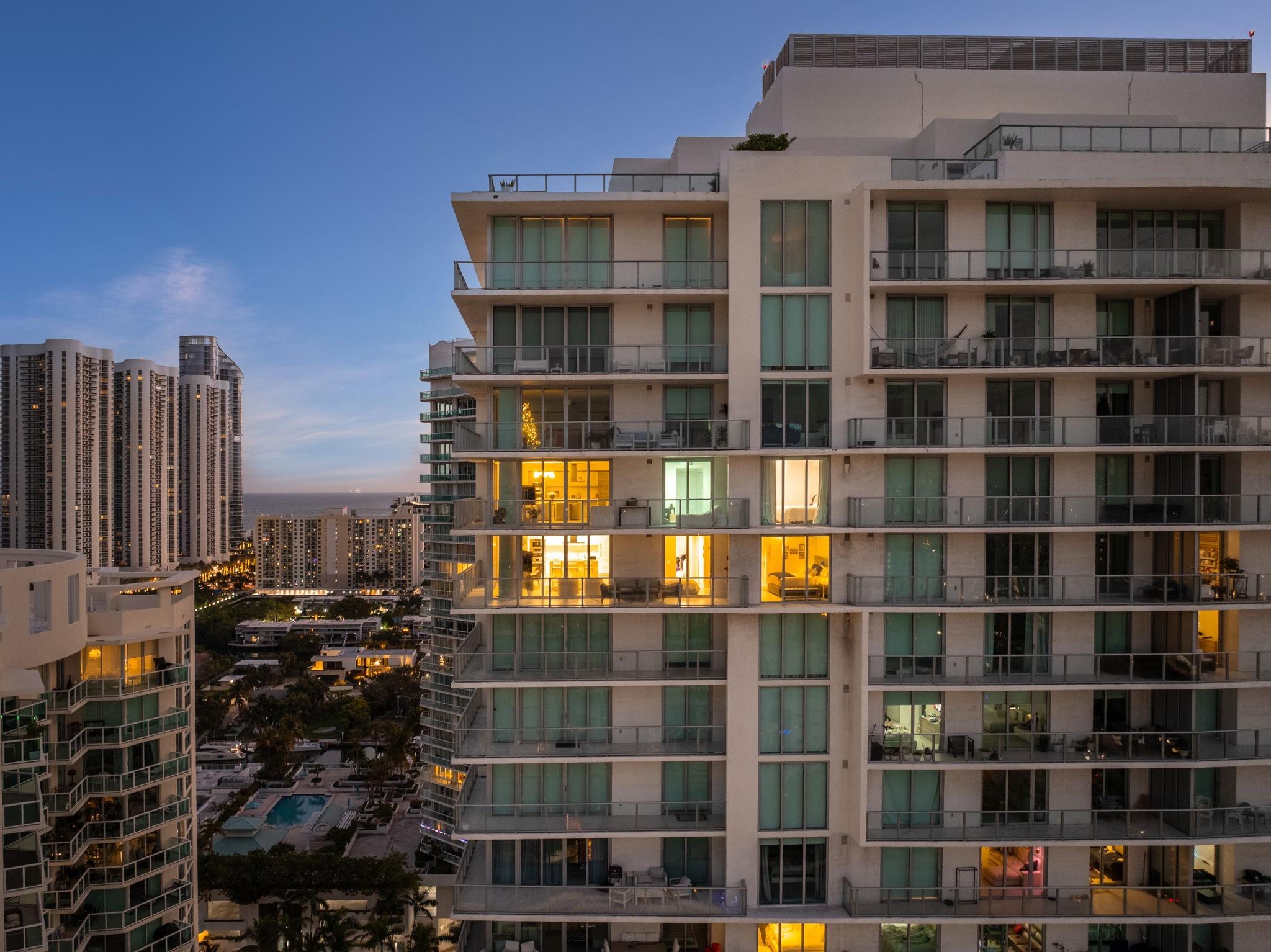 300 Sunny Isles Blvd #4-2201 Sunny Isles Beach, FL 33160