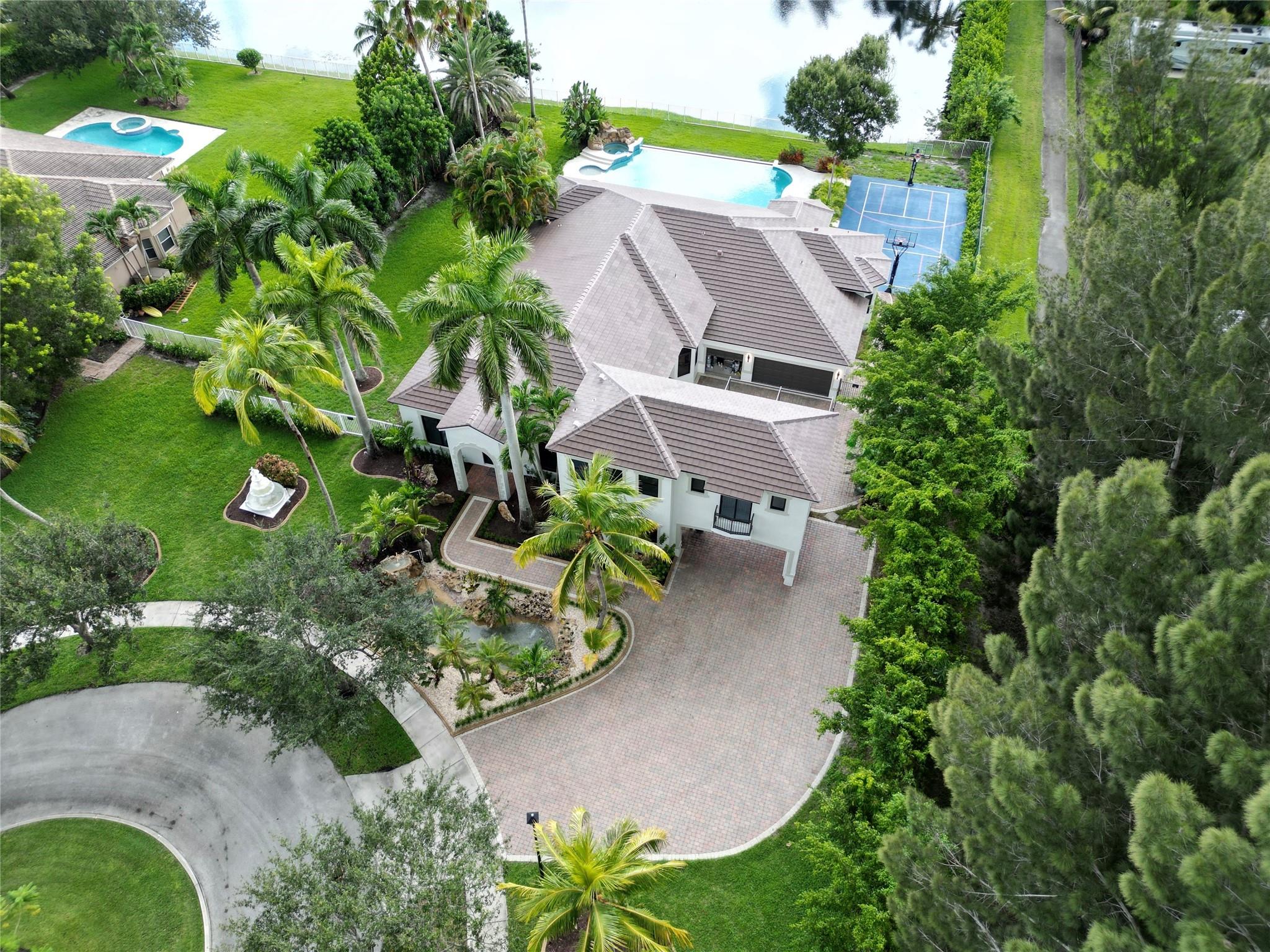 2931 SW 139th Ter Davie, FL 33330