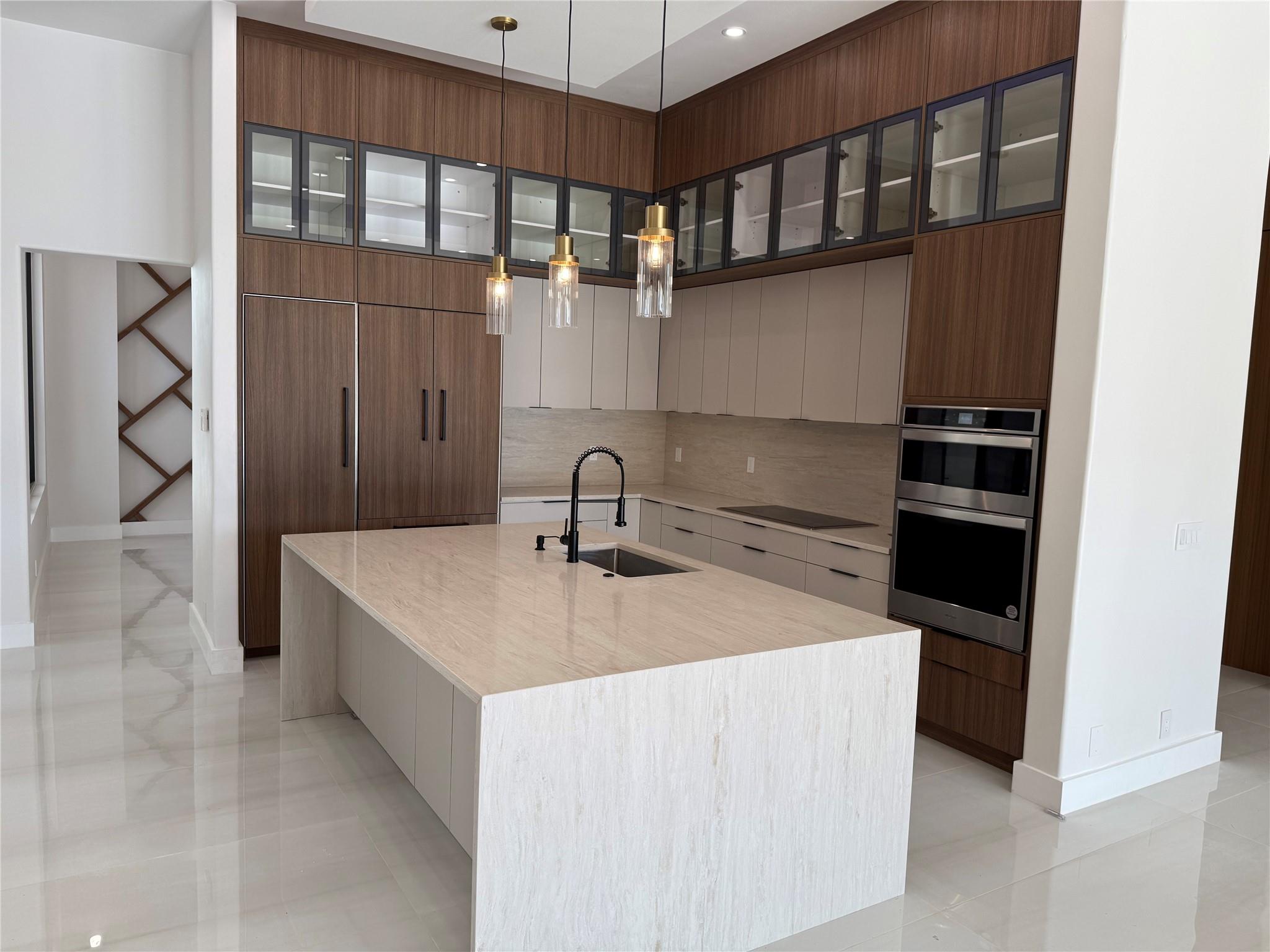 2931 SW 139th Ter Davie, FL 33330