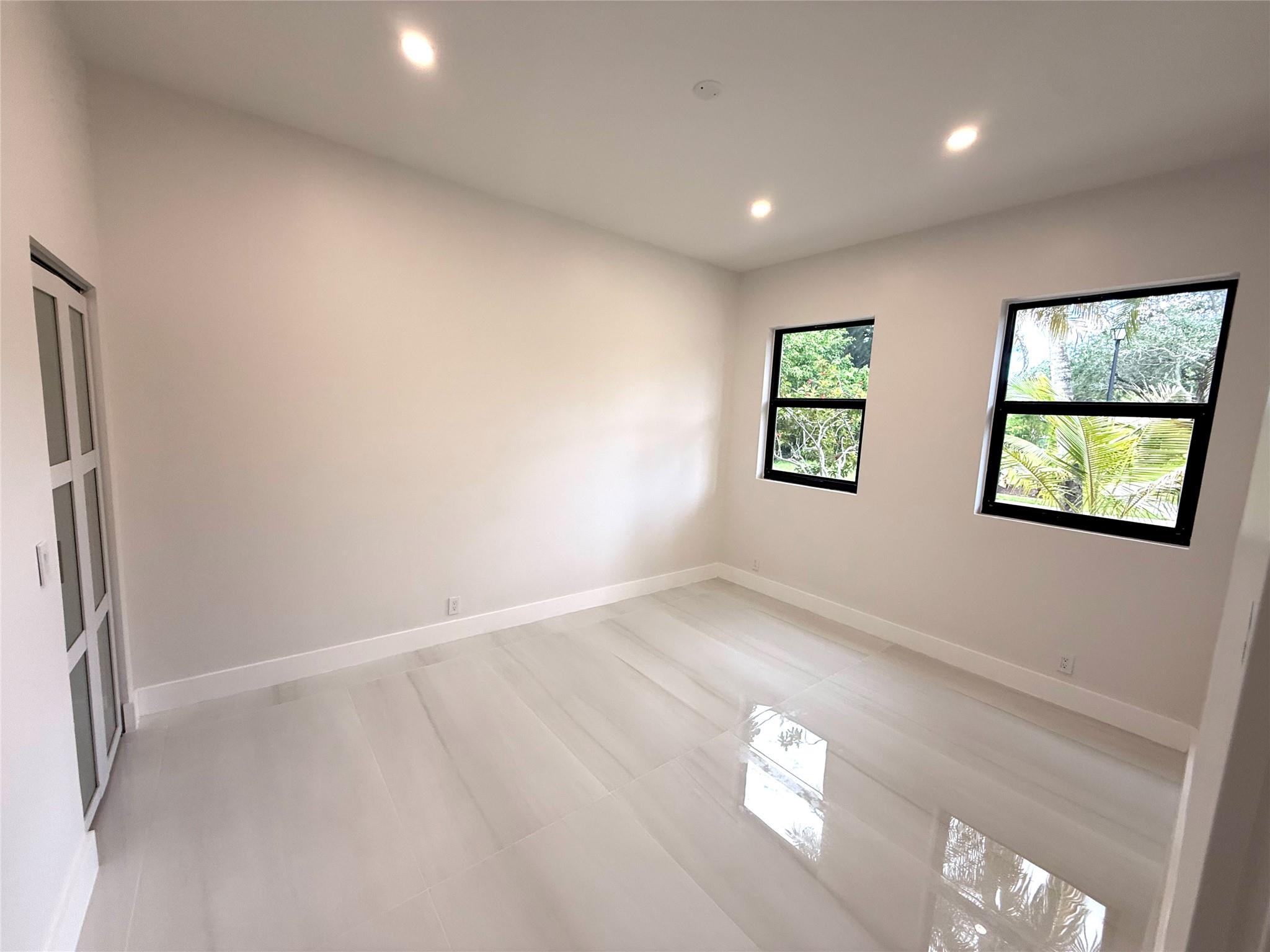 2931 SW 139th Ter Davie, FL 33330