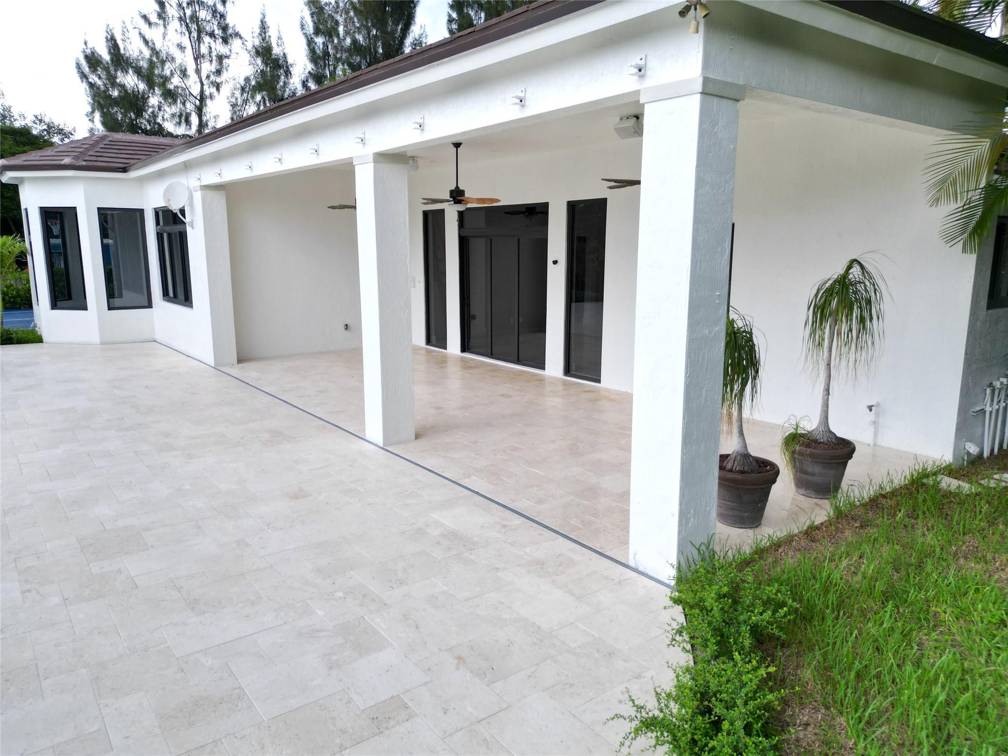 2931 SW 139th Ter Davie, FL 33330