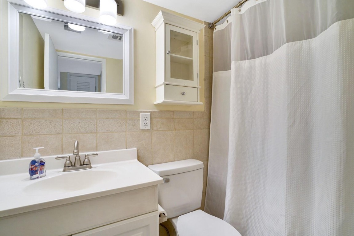 4500 N Federal #101A Lighthouse Point, FL 33064