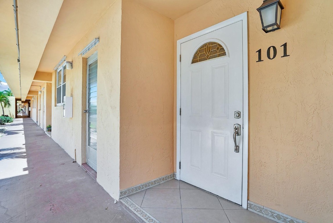 4500 N Federal #101A Lighthouse Point, FL 33064