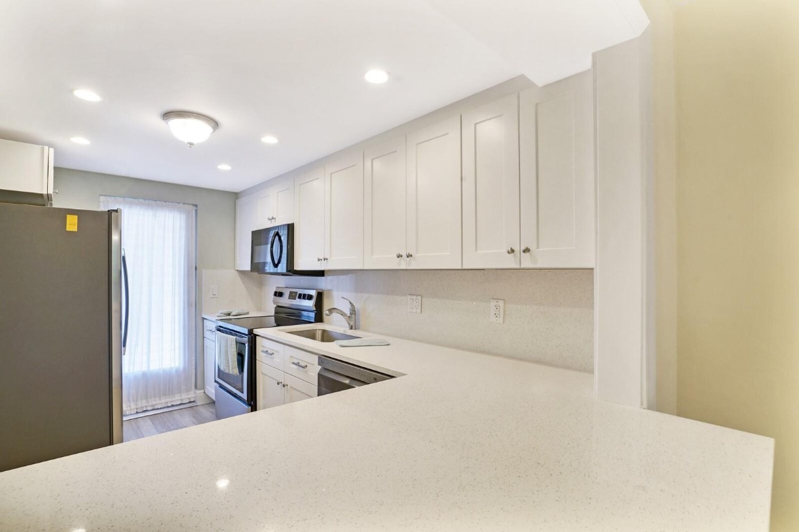 4500 N Federal #101A Lighthouse Point, FL 33064