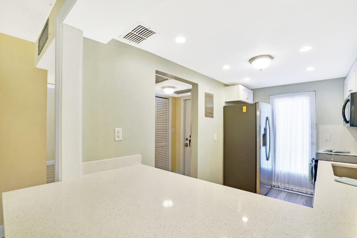 4500 N Federal #101A Lighthouse Point, FL 33064