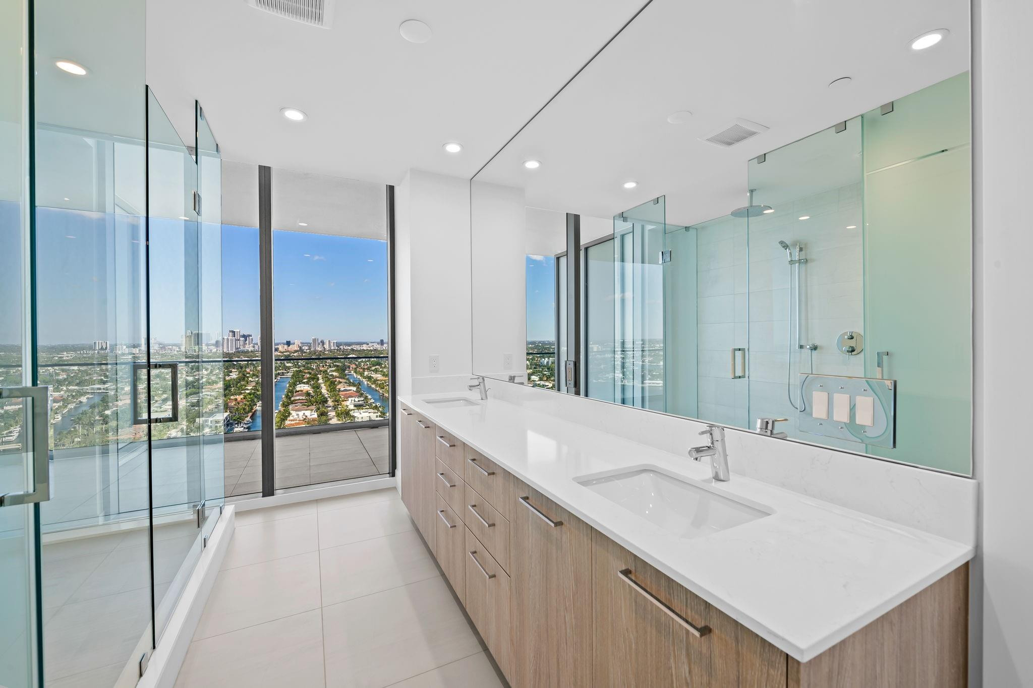 153 N Seabreeze #2404-S Fort Lauderdale, FL 33304